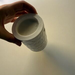 White Textured Wax Melt Plug In